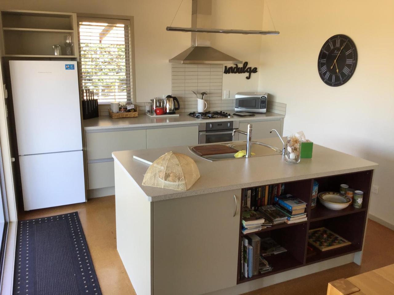 Nikau'S On Palmer Foxton Beach Экстерьер фото